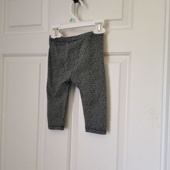 3/$15  Gap leggings size 6-12 m - Picture 4 of 4